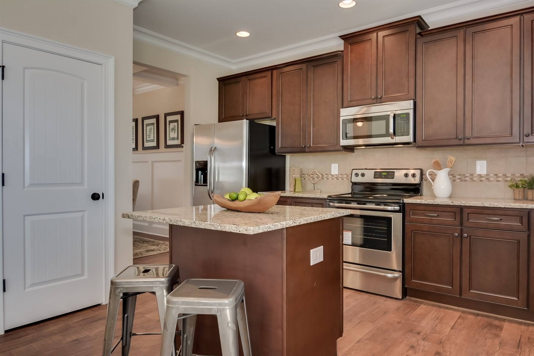 Shaker Style Cabinets in Raleigh. A Timeless Choice for Kitchens and Bathrooms